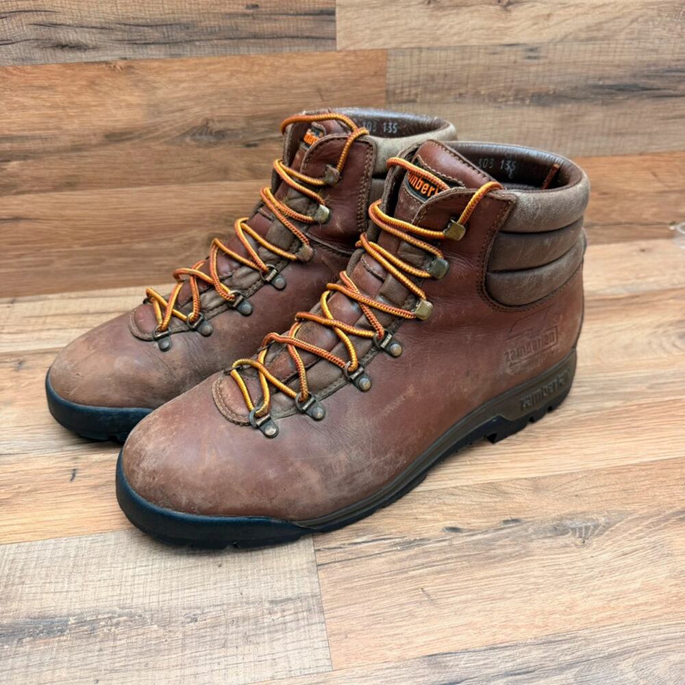 VTG Zamberlan  vibram Men size 10.5 Nubuck Trekking Hiking Boots